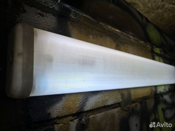 Люминесцентные светильники 125см