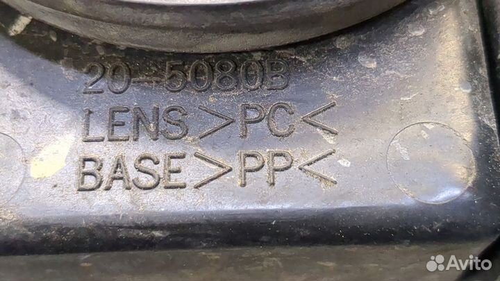 Фара (передняя) левая Volkswagen Passat 5