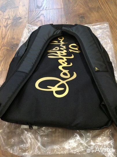 Рюкзак спортивный новый Ronaldinio