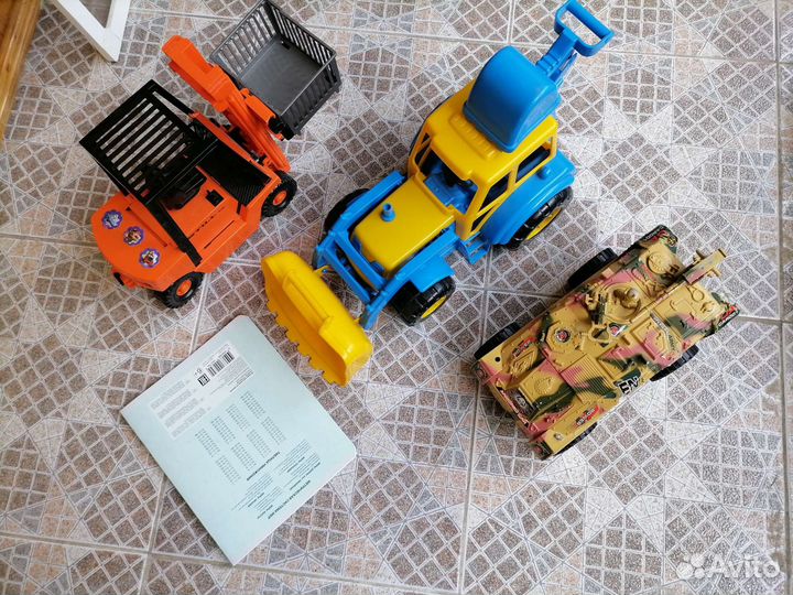 Техника игрушечная