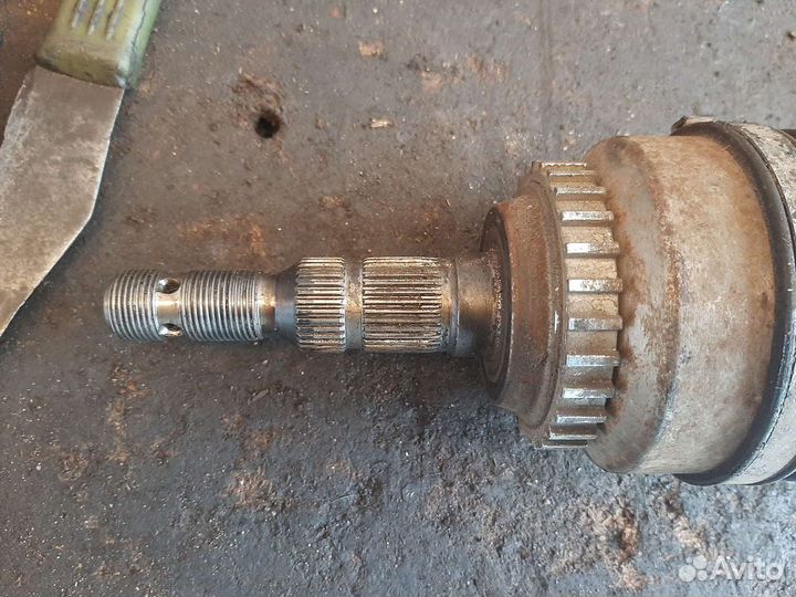 Привод левый Опель Вектра Б 2.2 дизель, y22dtr