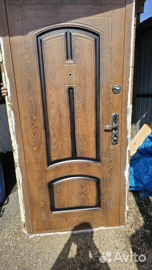 Дверь