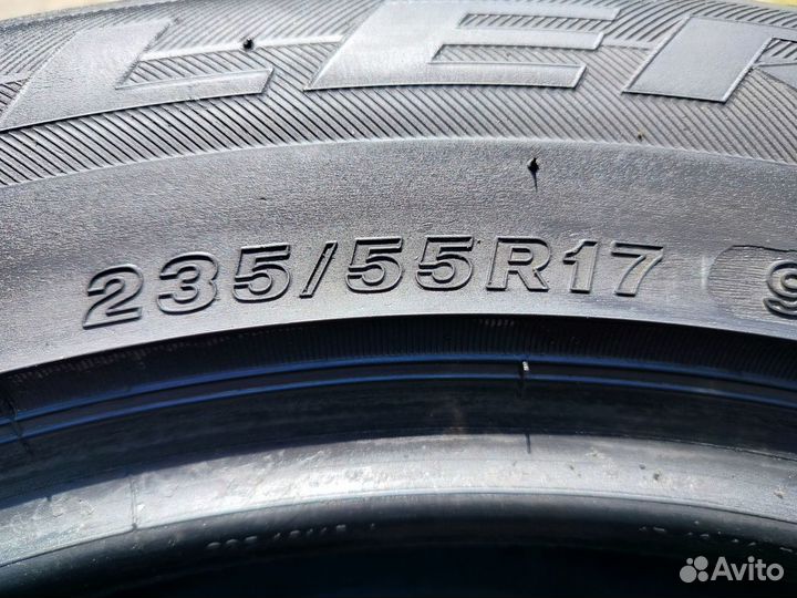 Bridgestone Dueler H/P Sport 235/55 R17