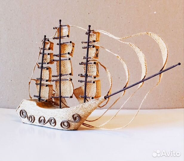 Корабль парусник