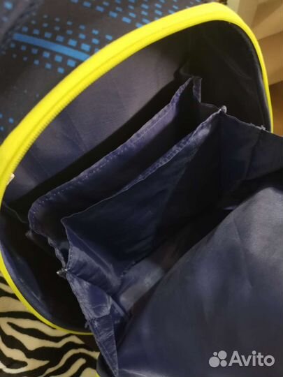 Рюкзак школьный