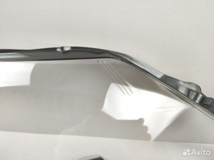 Стекло фары правое Lexus Ls 4 2006-2009