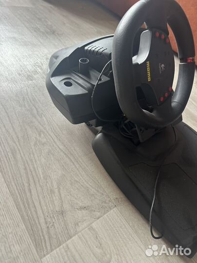 Руль logitech momo racing