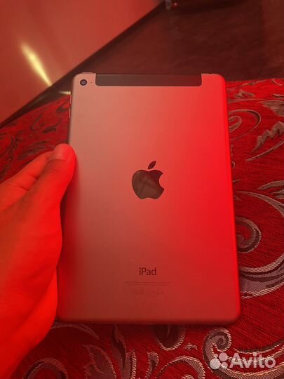 iPad mini 4 128gb cellular