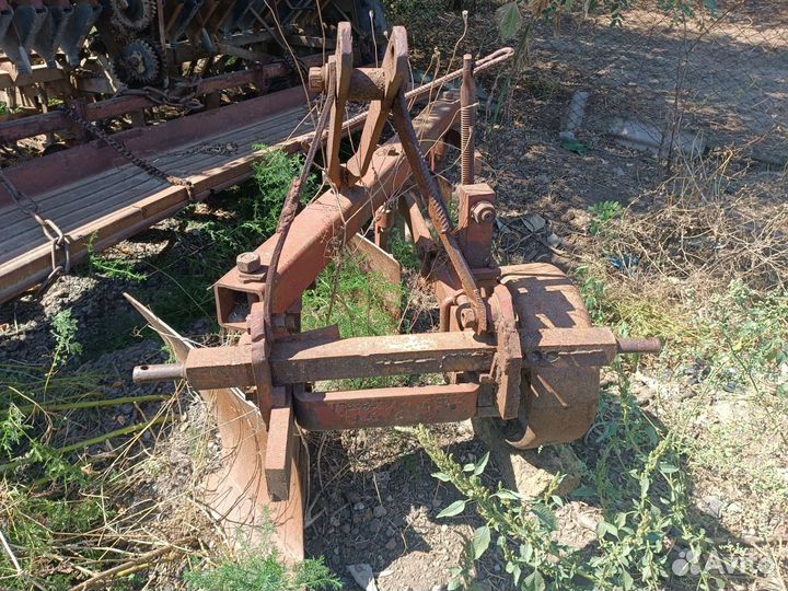 Плуг Amazone 5-6 корп. (Cayron 200), 2005