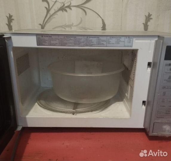 Микроволновая печь