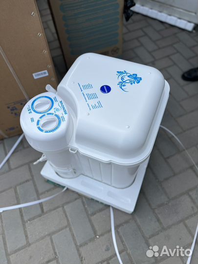 Стиральная машина малютка новая