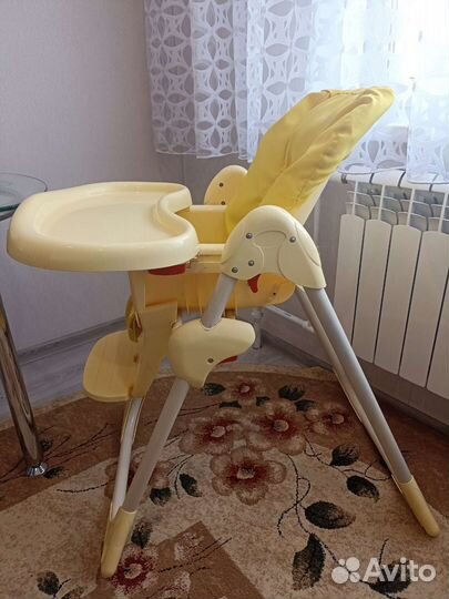 Стульчик для кормления Globex