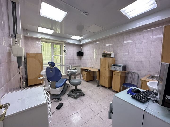 Готовый бизнес, аренда, стоматология, 74 м²