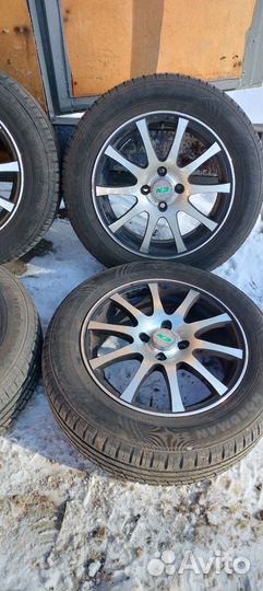 Колеса в сборе r15 летние 4 100