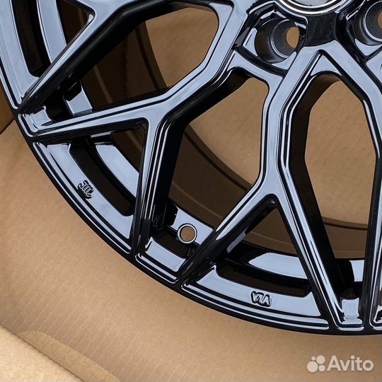 Литые Диски Vossen HF2 R20 5*112 FB