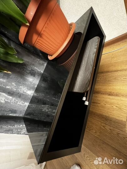 Тумба под телевизор