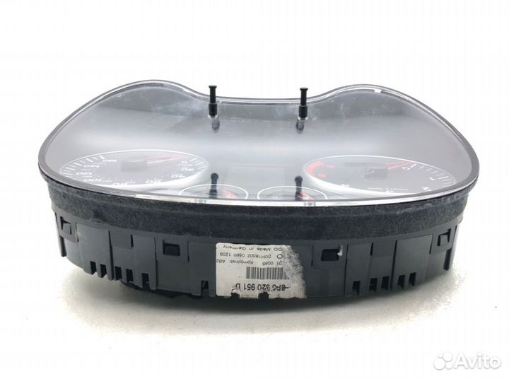 Щиток приборов (приборная панель) Audi A3 8P 1.9