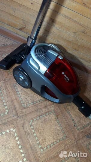 Пылесос Vitek VT-1827
