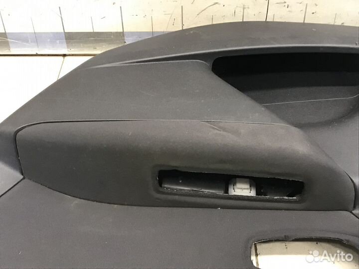 Обшивка двери задней правой Fluence 2010