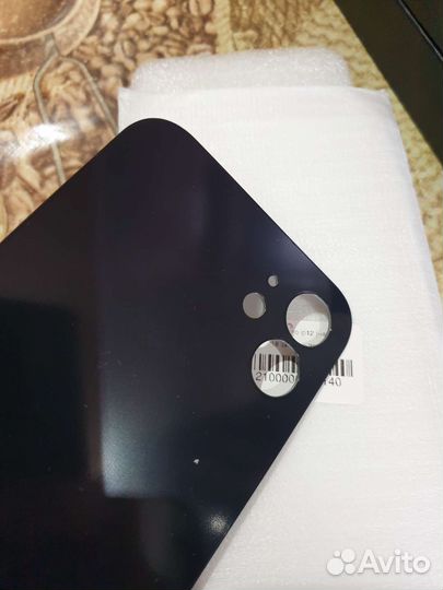 Заднее стекло на iPhone 12