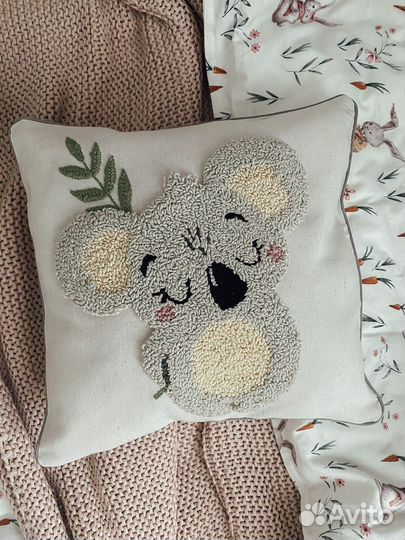 Подушка для детской