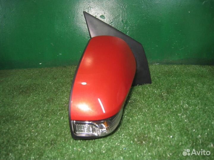 Зеркало правое Toyota Auris E18 2015