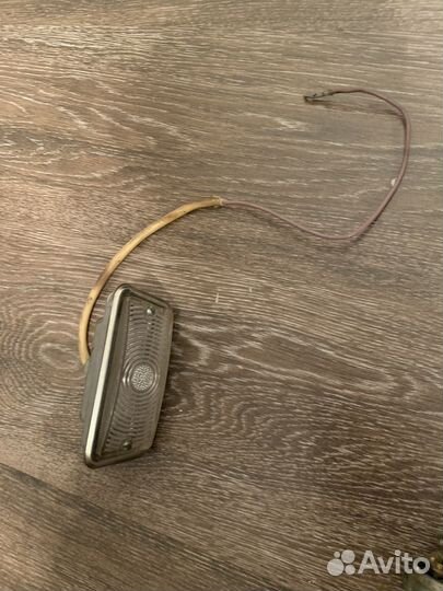 Продам подфарник на газ 24