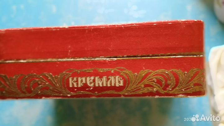 Коробка от парфюмерного набора 