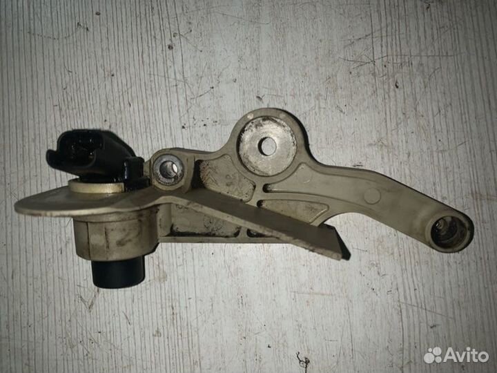 Датчик положения коленвала Peugeot 206 хэтчбек