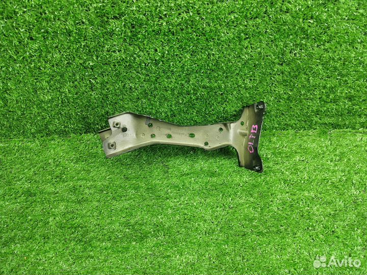 Кронштейн крепления крыла правый Audi S3 8V A3 8V