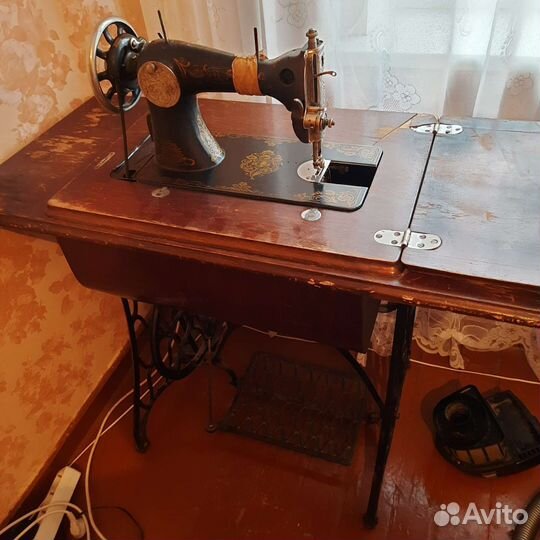 Швейная машина зингер Singer