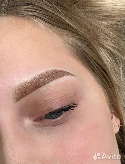 Перманентный макияж бровей губ и век татуаж