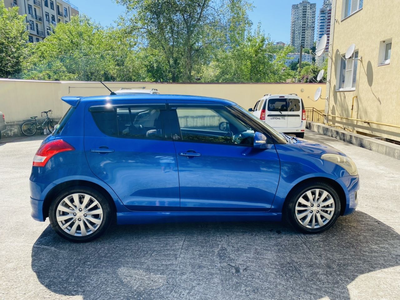 Suzuki Swift: фото владельца