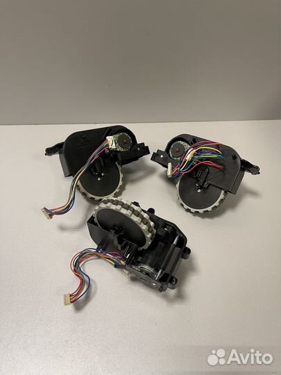 Колесо для робота пылесоса Samsung VR05R5050WK