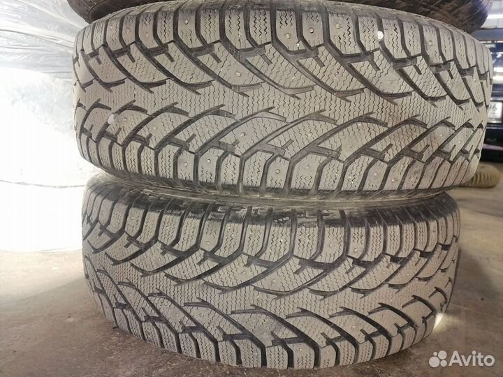 Matador MP 50 Sibir Ice SUV 215/65 R16 98T