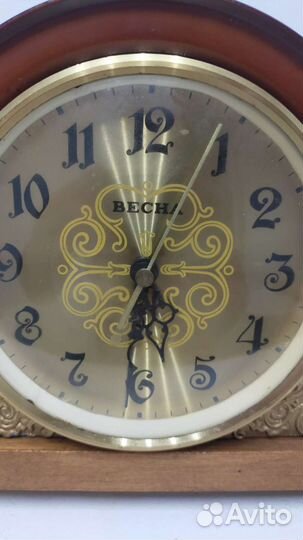 Часы каминные весна