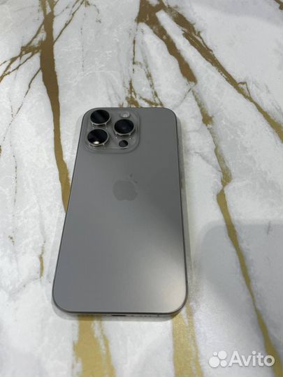 iPhone 15 Pro, 128 ГБ