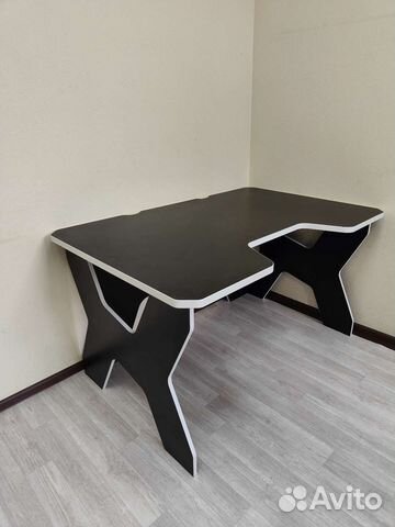 Стол Геймерский king 1400x900x740