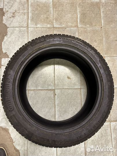 Continental ContiVikingContact 7 235/45 R18 T