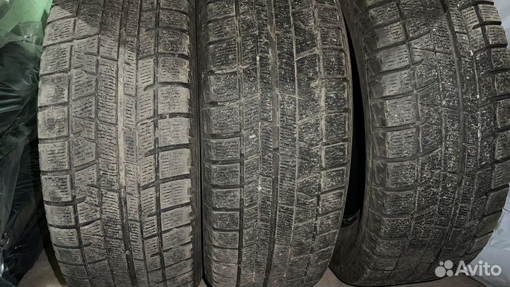 Yokohama Ice Guard IG50+ 215/60 R16