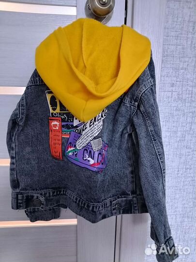 Джинсовая куртка