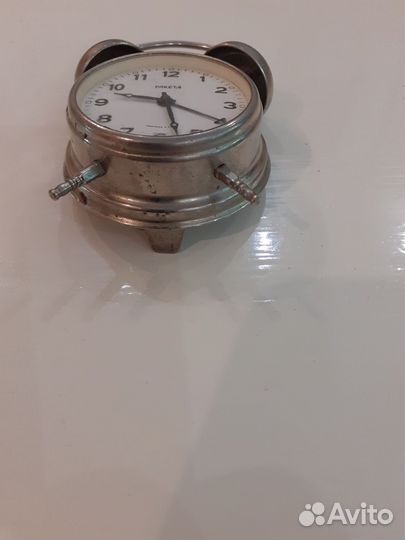 Настольные часы