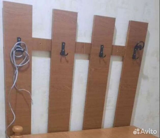 Шкаф и прихожая