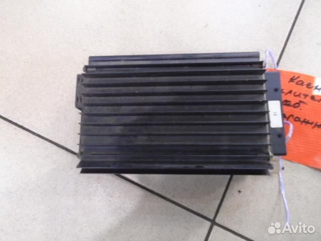 Усилитель акустической системы Porsche Cayenne 20