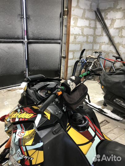 Brp Summit 800r e-tec 154