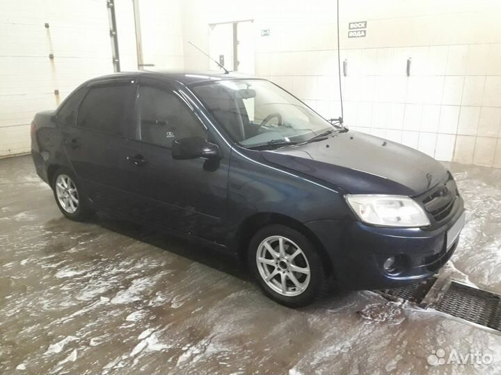 LADA Granta 1.6 МТ, 2014, 181 000 км