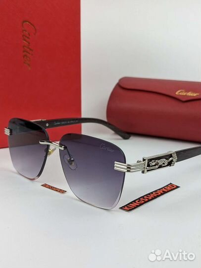 Очки солнцезащитные