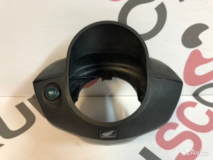 Рамка спидометра Honda Benly AA03 Б/У