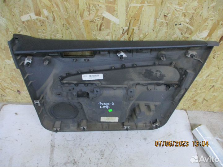 Обшивка двери Форд Фокус 2 хэтчбек,рестайлинг