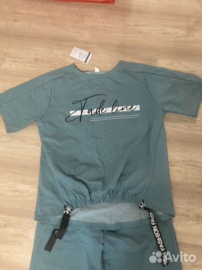 Спортивный костюм женский